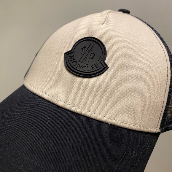 Moncler Black and White Trucker Cap boys 6-8 years - Picture 4 of 7